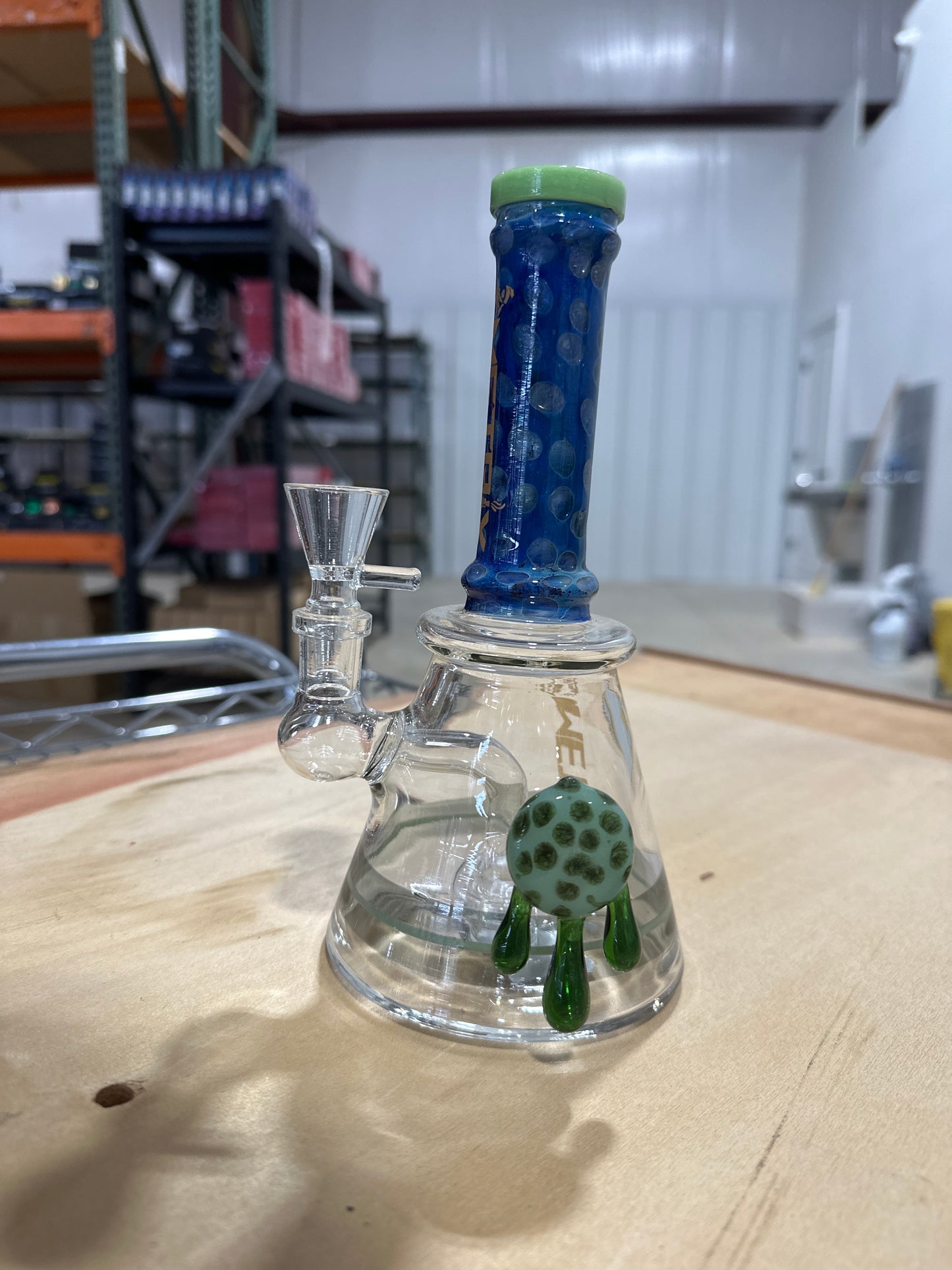 METRIX 12 INCH BLUE NECK SEA SHELL