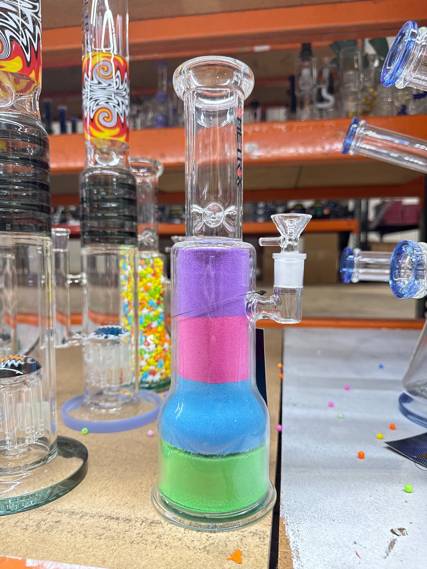 METRIX 15 INCH FILLED WATERPIPE