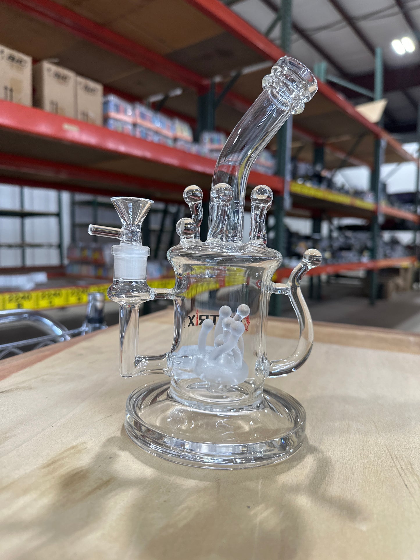 METRIX 12 WITH WHITE CORALS