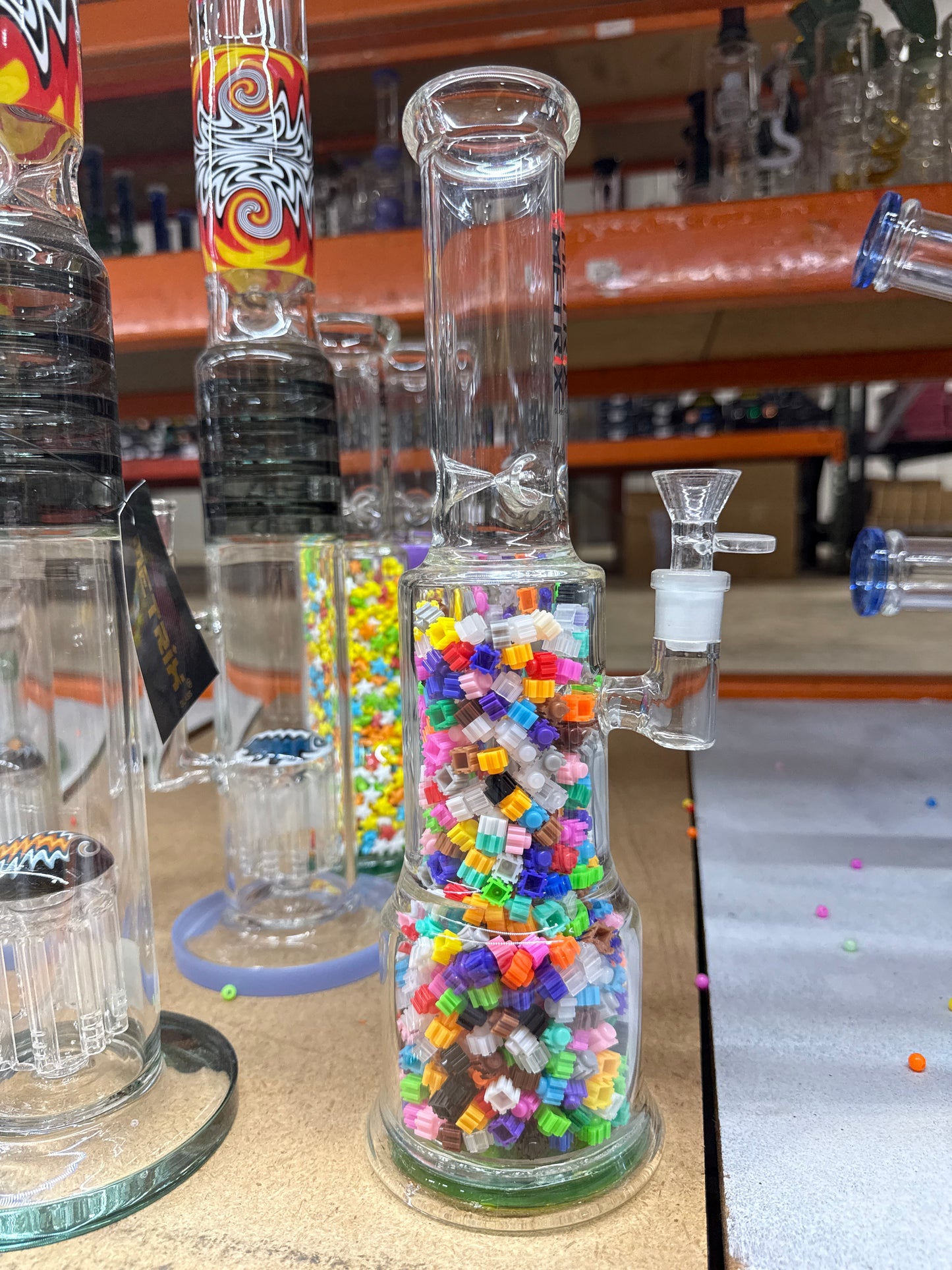 METRIX 13 INCH FILLED WATERPIPE