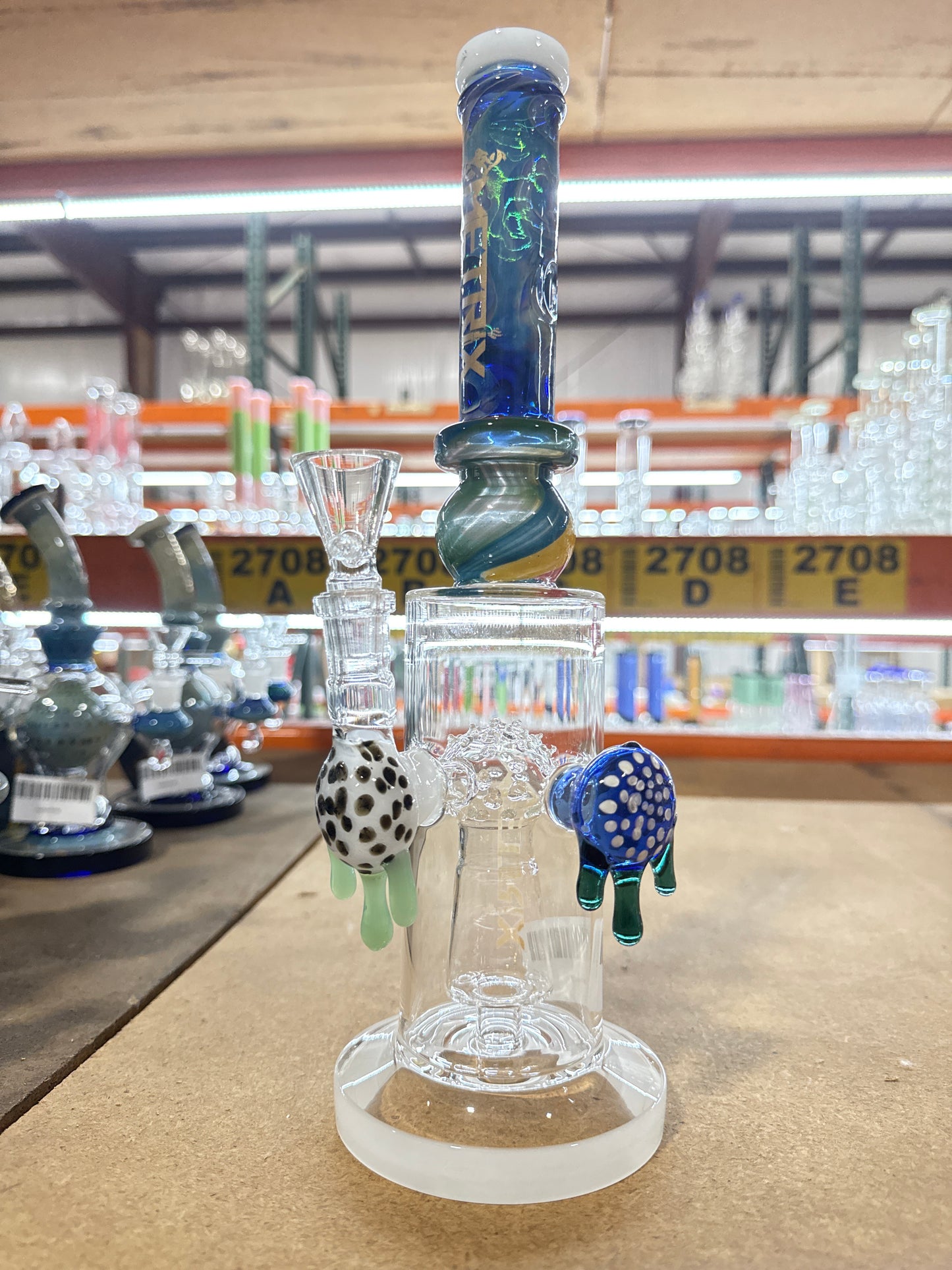 METRIX 12 INCH WATERPIPE WITH DUO COLOR AND PERC